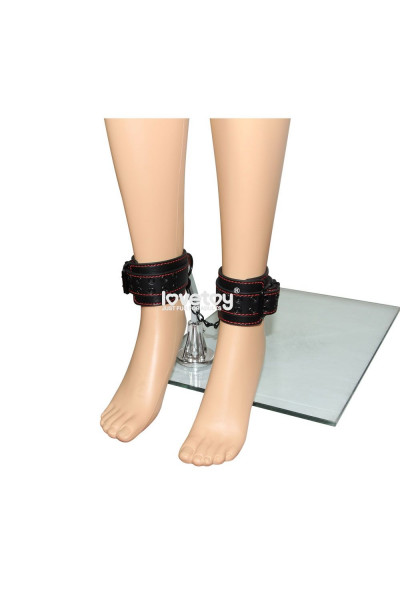 Черные поножи Bondage Fetish Pleasure Ankle cuffs с контрастной строчкой