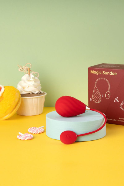 Красное виброяйцо Magic Motion Sundae