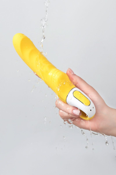 Жёлтый вибратор Satisfyer Yummy Sunshine - 22,5 см.